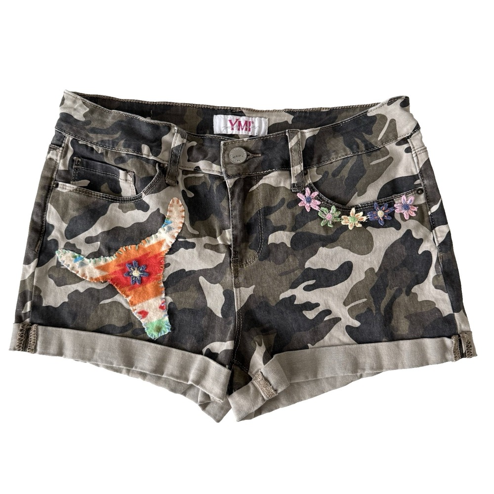 YMI Camo Cuffed Shorts Junior Size 5‎ Western Country Boho Y2K Festival Retro